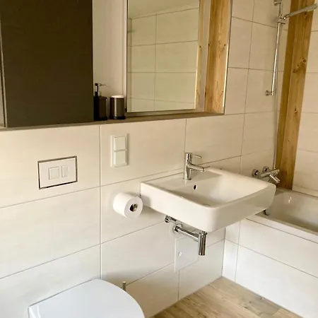 Appartamento Altstadtwohnung Mit Flair, 2 Zimmer, Kueche, Bad, Kamin, 50 Qm