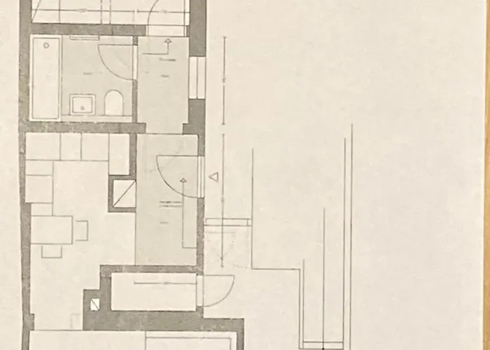 Altstadtwohnung Mit Flair, 2 Zimmer, Kueche, Bad, Kamin, 50 Qm Daire *