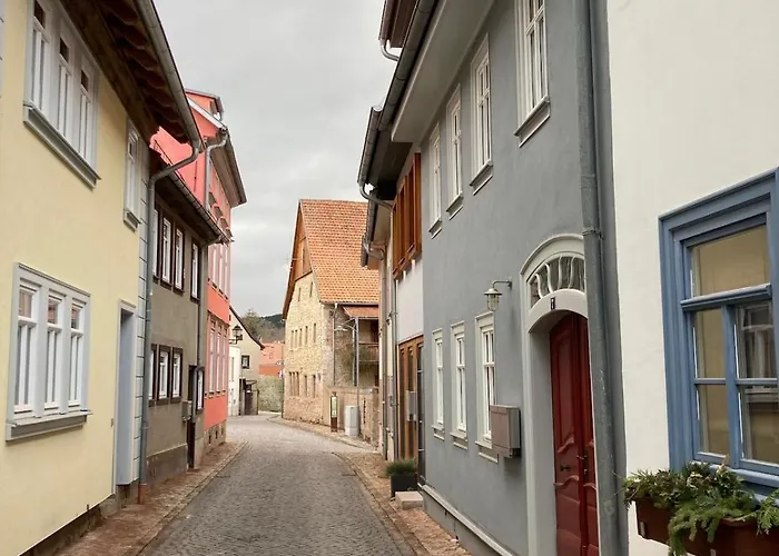 Daire Altstadtwohnung Mit Flair, 2 Zimmer, Kueche, Bad, Kamin, 50 Qm Arnstadt